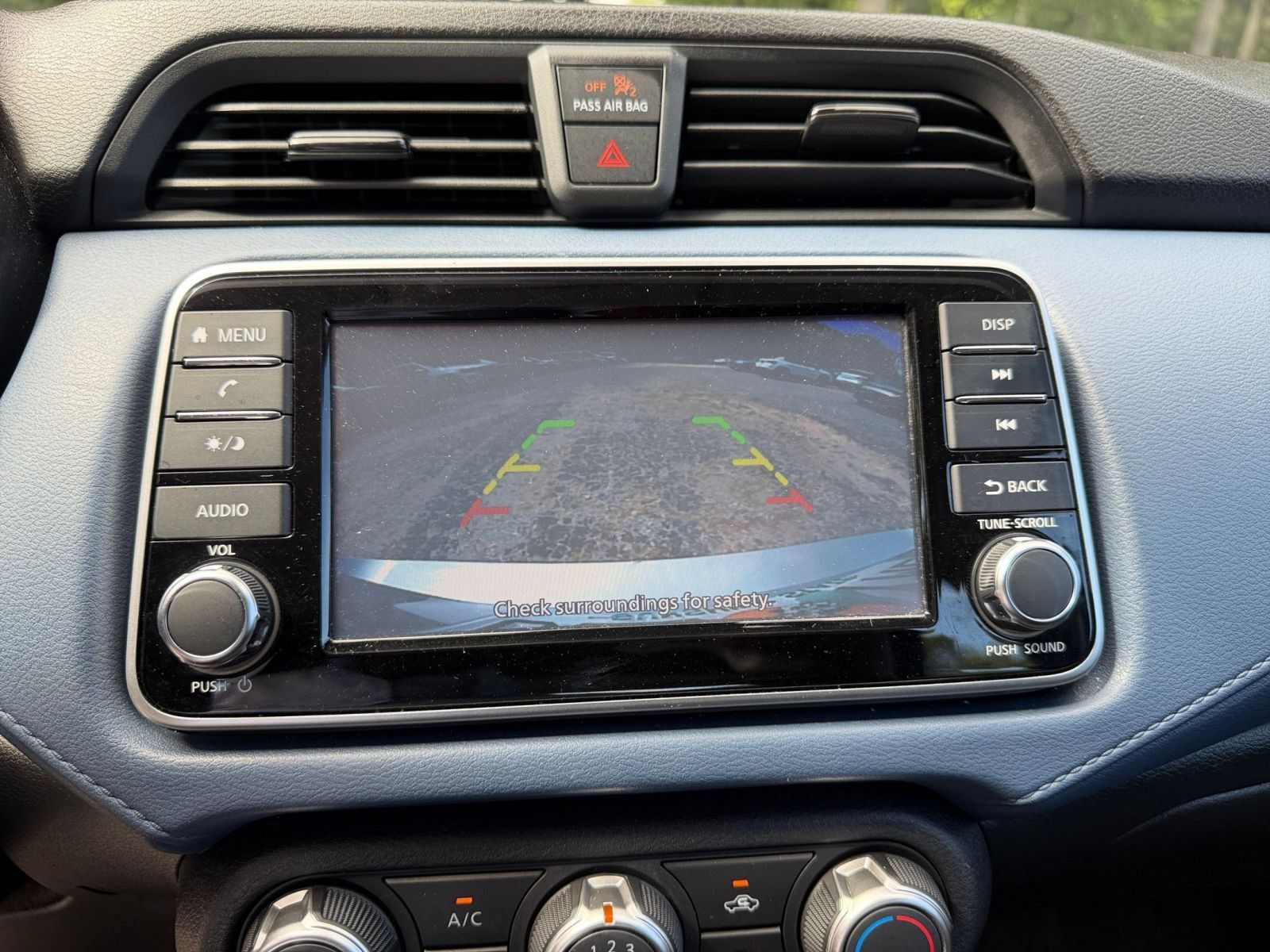 Used 2025 Nissan Versa SV FWD image 22