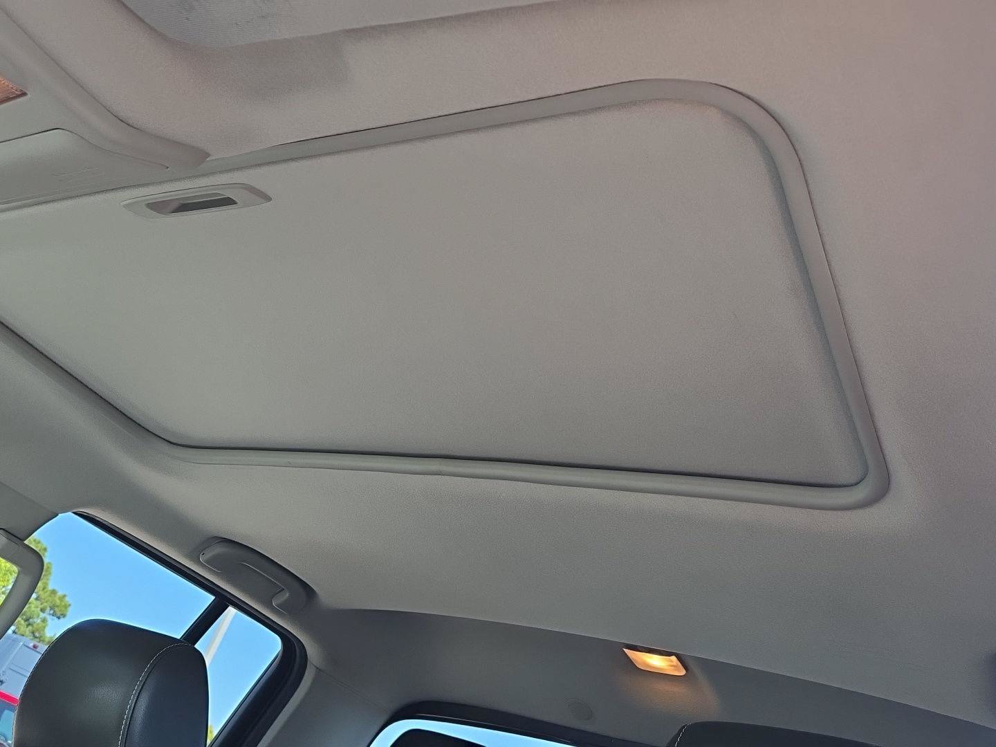 Used 2019 Nissan Frontier PRO-4X w/ Pro-4x Luxury Package AWD/4WD image 17