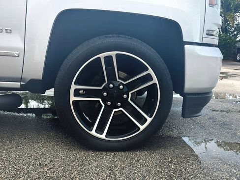 Used 2017 Chevrolet Silverado 1500 LTZ Z71 w/ LPO, Black Pack AWD/4WD image 29