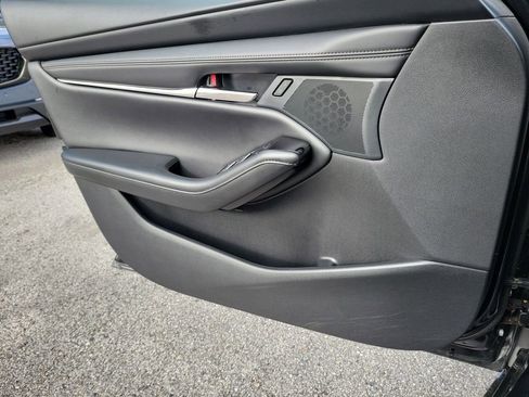 New 2022 MAZDA MAZDA3 s image 19