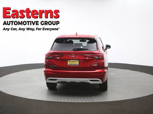Used 2023 Mitsubishi Outlander SEL AWD/4WD image 40
