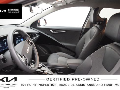 Certified 2023 Kia Niro Wind w/ Wind Preserve Package FWD image 11