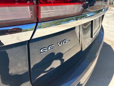 Used 2023 Volkswagen Atlas SE w/ Black Wheel Package FWD image 30