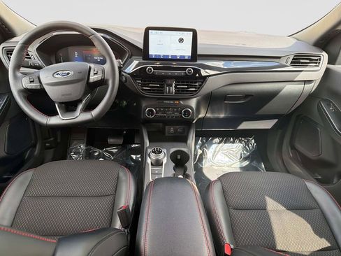Used 2025 Ford Escape ST-Line w/ Cold Weather Package AWD/4WD image 16