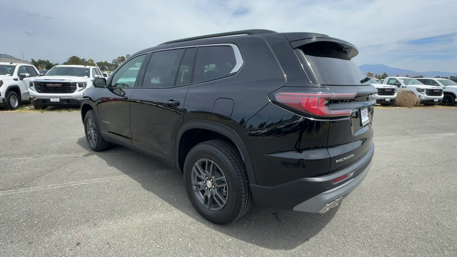 New 2026 GMC Acadia Elevation FWD image 65