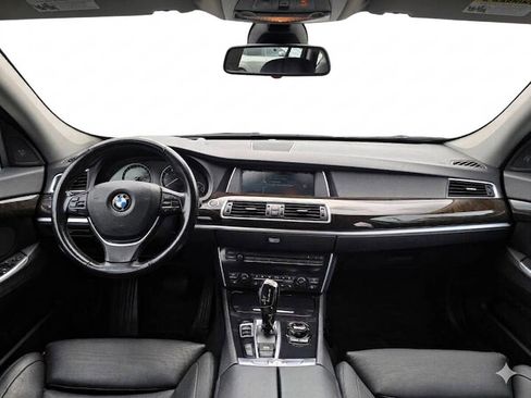 Used 2010 BMW 550i Gran Turismo xDrive image 12
