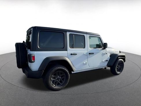 Used 2025 Jeep Wrangler Unlimited Sport AWD/4WD image 12