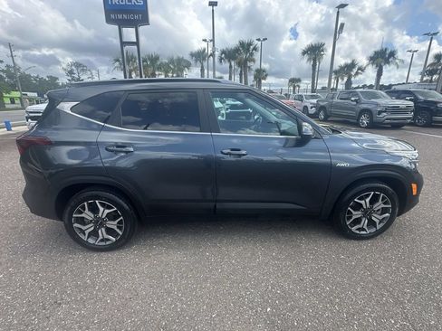 Used 2023 Kia Seltos EX AWD/4WD image 17