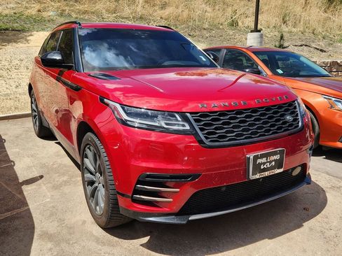 Used 2019 Land Rover Range Rover Velar R-Dynamic SE AWD/4WD image 18