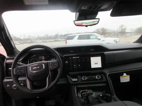 New 2026 GMC Sierra 1500 AT4X AWD/4WD image 18
