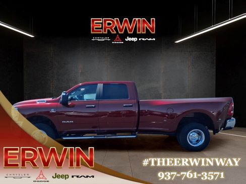 Used 2024 RAM 3500 Big Horn AWD/4WD image 4