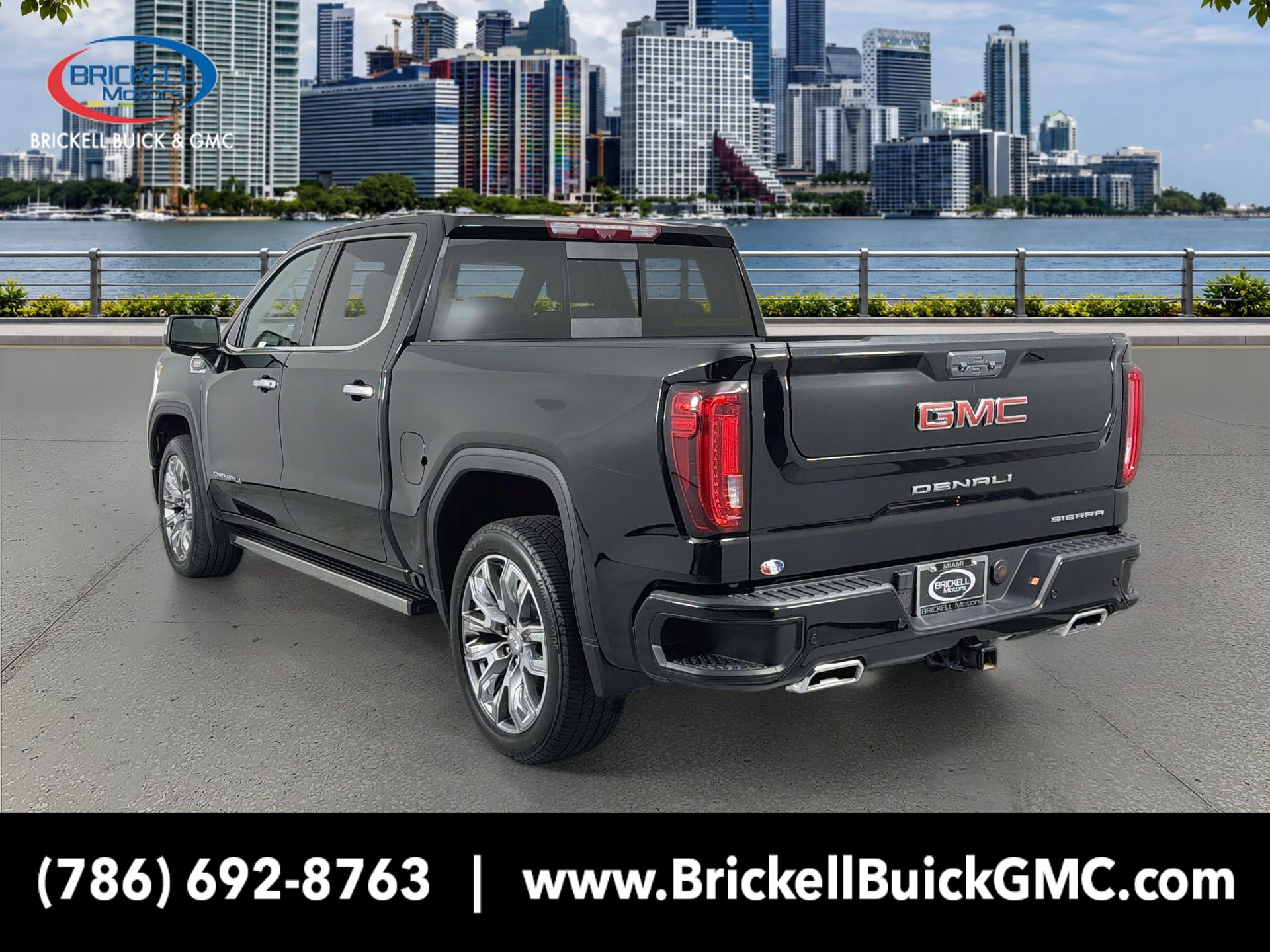 Used 2025 GMC Sierra 1500 Denali w/ Denali Reserve Package AWD/4WD image 3