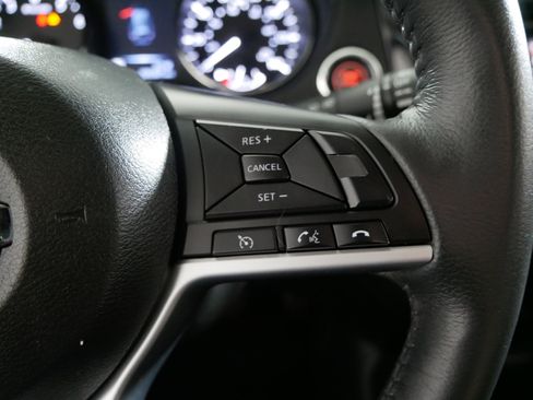 Used 2017 Nissan Rogue SV w/ Midnight Edition Package image 28