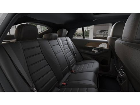 New 2026 Mercedes-Benz GLE 450 4MATIC Coupe image 5
