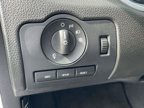 Used 2010 Ford Mustang GT RWD image 15