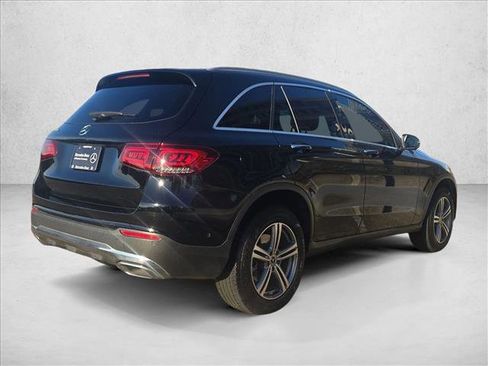 Certified 2022 Mercedes-Benz GLC 300 image 4