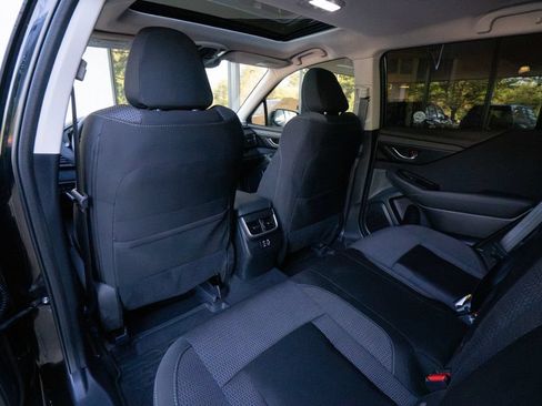 Certified 2025 Subaru Outback Premium w/ Popular Package #1A AWD/4WD image 17