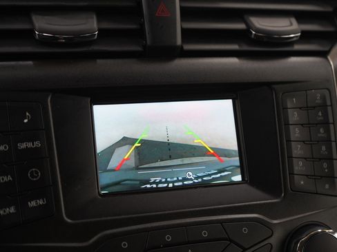Used 2018 Ford Fusion SE FWD image 20