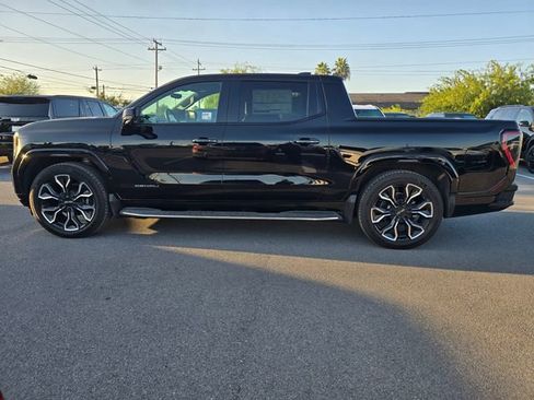 New 2025 GMC Sierra EV Denali AWD/4WD image 8