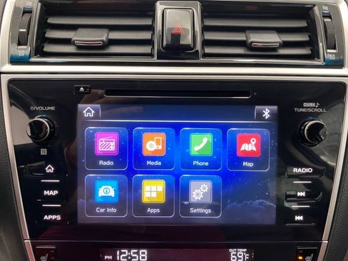 Used 2018 Subaru Outback 2.5i Touring w/ Popular Package #3 AWD/4WD image 21