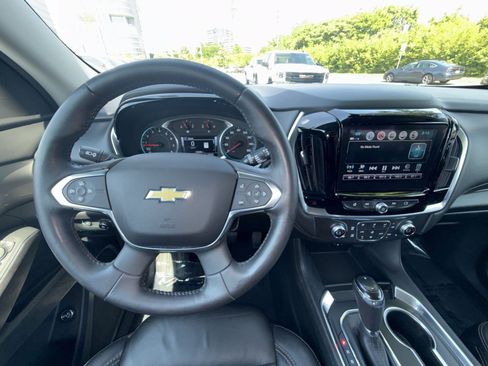 Used 2018 Chevrolet Traverse LT AWD/4WD image 16