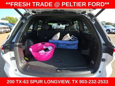 Used 2025 Jeep Grand Cherokee Limited AWD/4WD image 10