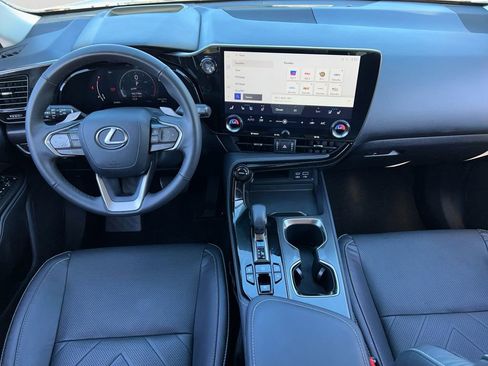 Used 2023 Lexus NX 350 AWD w/ Luxury Package image 11