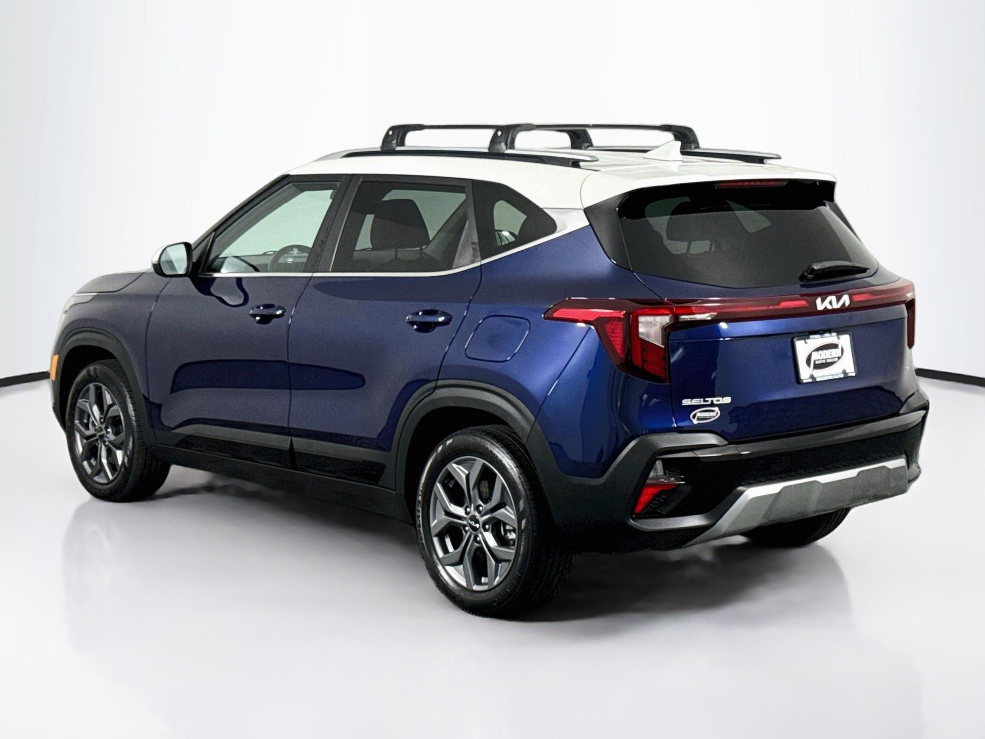 Used 2024 Kia Seltos S AWD/4WD image 13