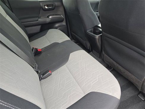 Used 2023 Toyota Tacoma TRD Off-Road image 13