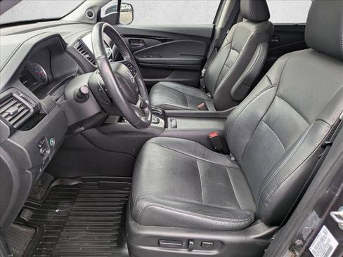 Used 2021 Honda Pilot Elite image 16