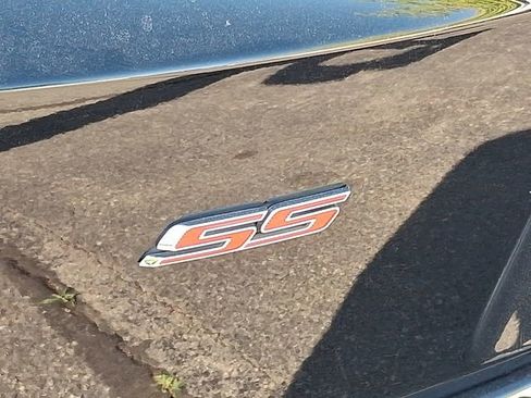 Used 2016 Chevrolet Camaro SS RWD image 25
