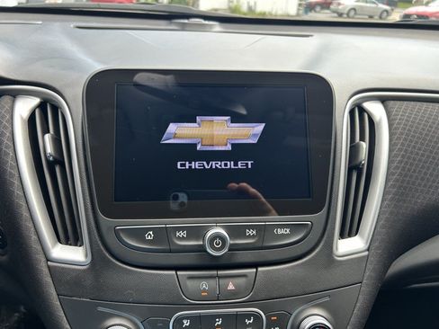 Used 2024 Chevrolet Malibu LT FWD image 17