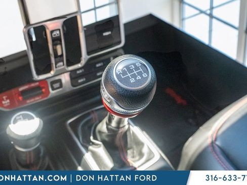 Used 2018 Jeep Wrangler Unlimited Rubicon AWD/4WD image 11