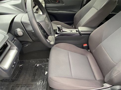 Certified 2025 Toyota Prius LE image 20