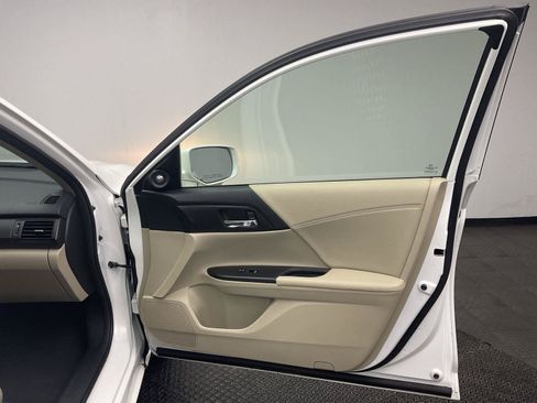Used 2013 Honda Accord EX-L image 22