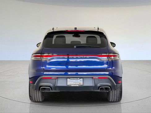 Used 2023 Porsche Macan image 7