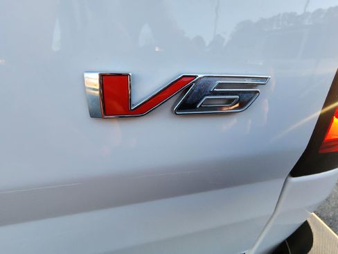 Used 2022 Chevrolet Colorado W/T w/ WT Convenience Package image 19