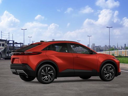 New 2026 Toyota C-HR AWD/4WD image 35
