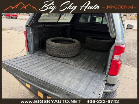 Used 2024 Chevrolet Silverado 1500 High Country image 9