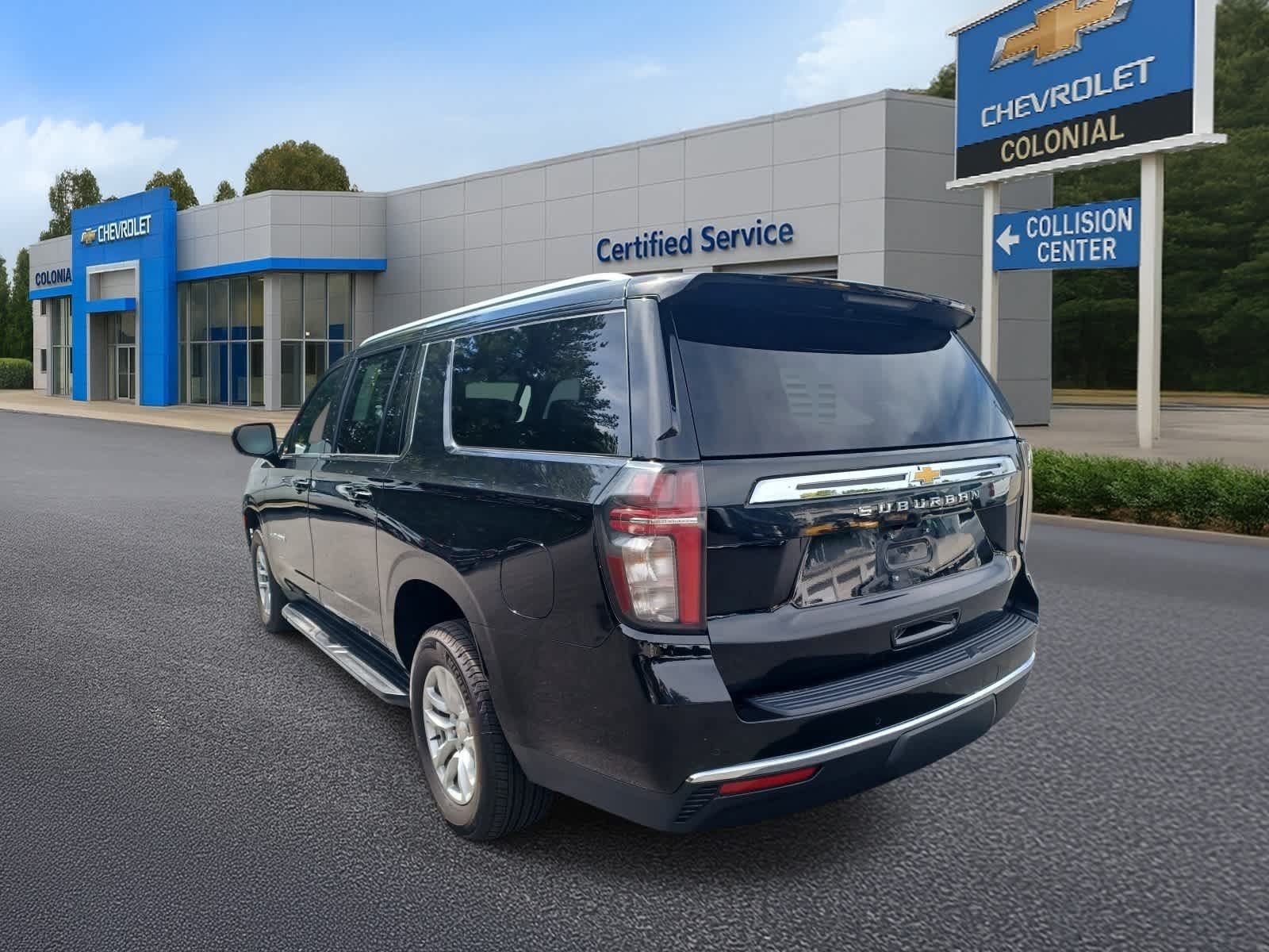 Used 2023 Chevrolet Suburban LS AWD/4WD image 5