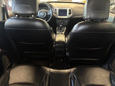 Used 2019 Jeep Compass High Altitude AWD/4WD image 13