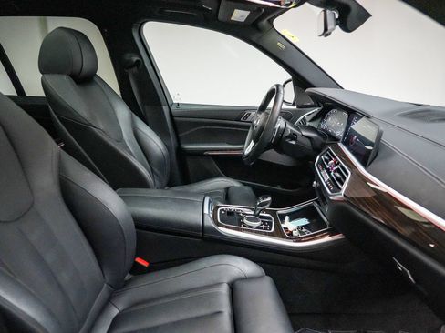 Used 2021 BMW X5 sDrive40i w/ Premium Package RWD image 18