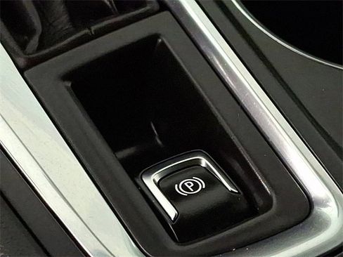 Used 2022 Chevrolet Equinox LT image 23