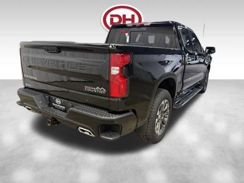 Used 2024 Chevrolet Silverado 1500 High Country w/ Technology Package AWD/4WD image 12