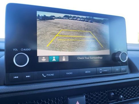Used 2024 Honda CR-V LX image 17
