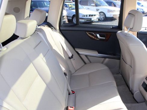 Used 2012 Mercedes-Benz GLK 350 GLK 350 4MATIC AWD 4dr SUV image 19