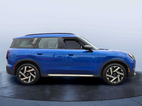 Certified 2025 MINI Cooper Countryman S AWD/4WD image 7