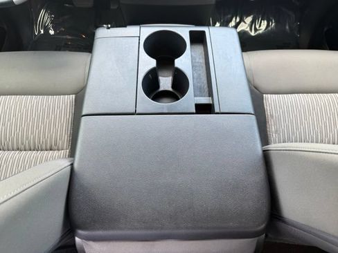 Used 2017 Toyota Tundra SR5 RWD image 25