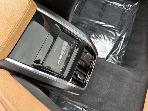 Used 2018 Volvo S90 T5 Momentum AWD/4WD image 21