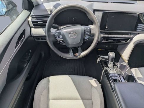 Used 2025 Toyota Camry LE FWD image 15